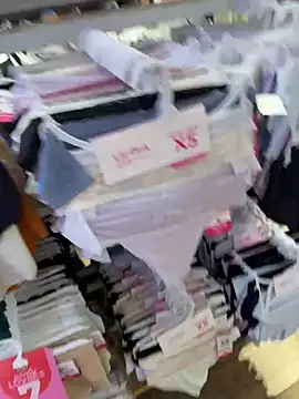 Snapshot of Boy_hot- chatting on March 4, 2026, 11:22 pm Boy hot- online show from March 4, 2026, 11:22 pm