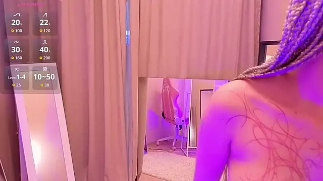 Snapshot of MelanyKink chatting on October 30, 2025, 2:07 pm MelanyKink online show from October 30, 2025, 2:07 pm