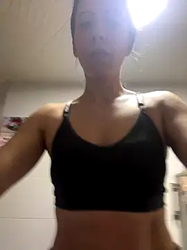 Snapshot of Biancamirage3 chatting on September 27, 2025, 5:29 pm Biancamirage3 online show from September 27, 2025, 5:29 pm