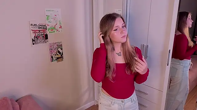 Snapshot of LoveSeekins chatting on September 12, 2025, 7:47 pm LoveSeekins online show from September 12, 2025, 7:47 pm