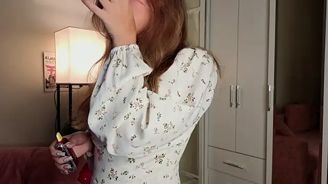 Snapshot of LoveSeekins chatting on September 18, 2025, 7:16 pm LoveSeekins online show from September 18, 2025, 7:16 pm