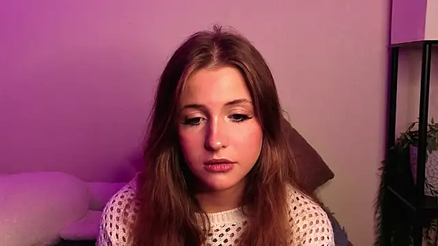 Snapshot of LoveSeekins chatting on October 19, 2025, 7:25 pm LoveSeekins online show from October 19, 2025, 7:25 pm