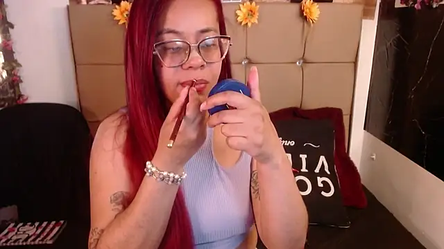 Snapshot of MIA__SPENCER chatting on April 7, 2026, 6:08 pm MIA SPENCER online show from April 7, 2026, 6:08 pm