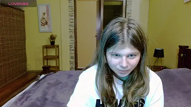 Lilly Jess online show from September 29, 2025, 6:35 pm