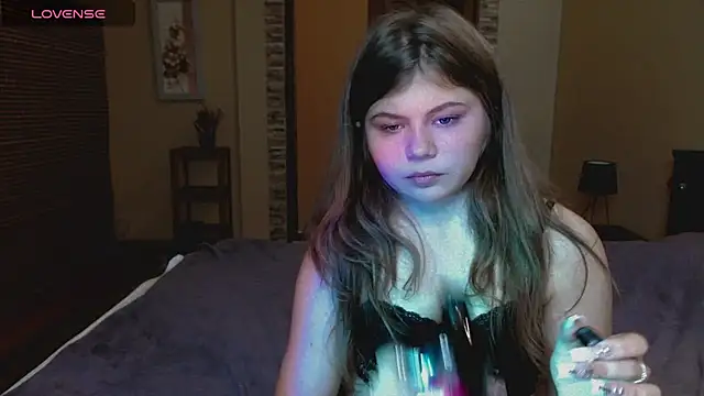 Lilly Jess online show from October 2, 2025, 6:37 pm