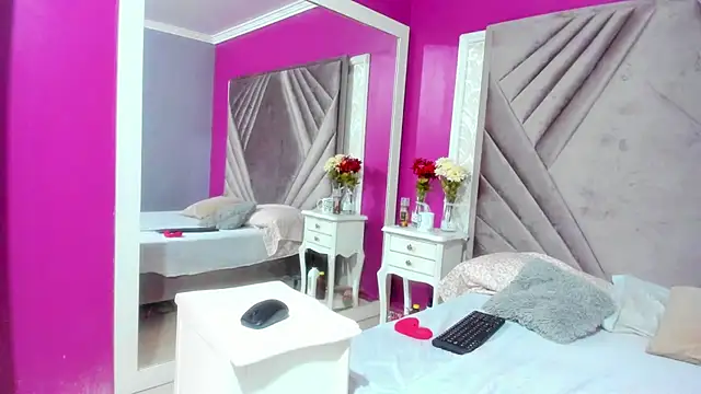 Snapshot of natasha_bigbooty chatting on September 25, 2025, 1:04 pm natasha bigbooty online show from September 25, 2025, 1:04 pm