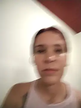 Teffy Cute  online show from September 18, 2025, 9:50 pm