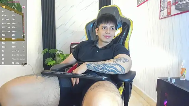 xKevyn online show from November 19, 2025, 12:38 pm