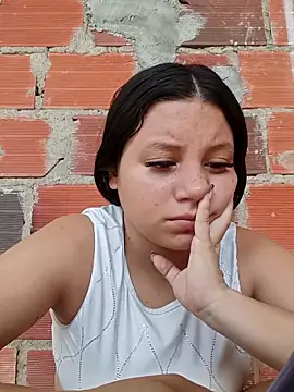Snapshot of Shell_Latina chatting on October 9, 2025, 2:48 pm Shell Latina online show from October 9, 2025, 2:48 pm