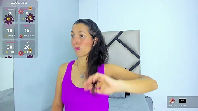 Snapshot of Alana_leno chatting on October 4, 2025, 7:23 pm Alana leno online show from October 4, 2025, 7:23 pm