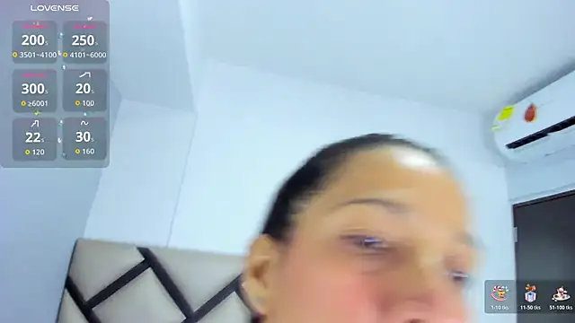 Snapshot of Alana_leno chatting on October 25, 2025, 8:14 pm Alana leno online show from October 25, 2025, 8:14 pm