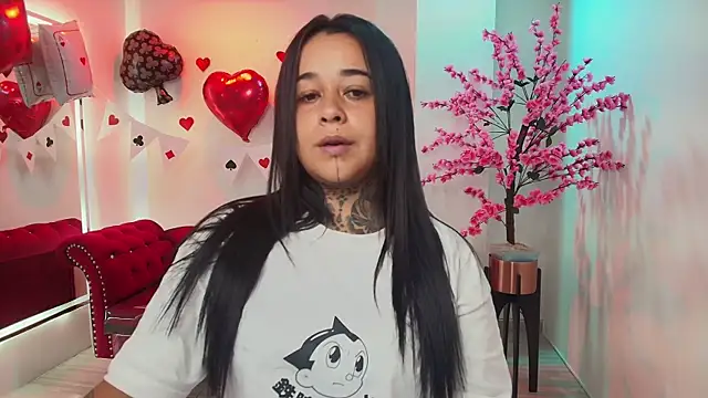 Black roseee online show from February 17, 2026, 3:36 am