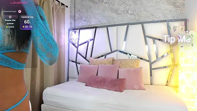 Susanna Cute online show from July 18, 2026, 2:21 pm
