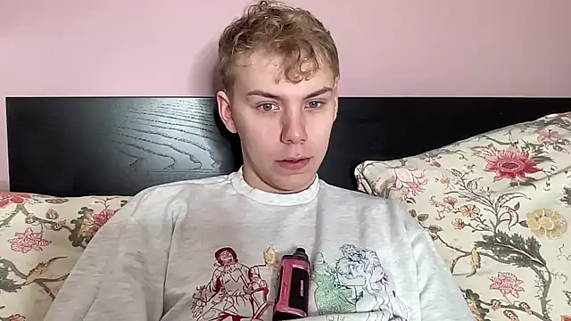 scottishtwink01 online show from October 11, 2025, 11:09 am