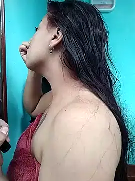 paola-yandex28 online show from September 29, 2025, 4:56 pm