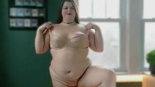 PlayWithBrittany online show from November 21, 2025, 7:34 pm