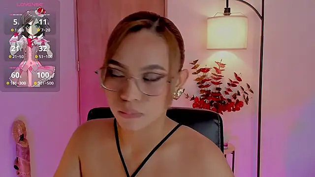 Snapshot of OxanaFedorova1- chatting on September 15, 2025, 7:58 pm OxanaFedorova1- online show from September 15, 2025, 7:58 pm