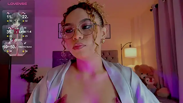 Snapshot of OxanaFedorova1- chatting on July 4, 2026, 8:48 pm OxanaFedorova1- online show from July 4, 2026, 8:48 pm
