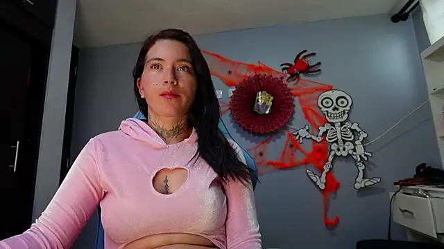 Snapshot of iriss_cardenas chatting on October 28, 2025, 11:25 am iriss cardenas online show from October 28, 2025, 11:25 am