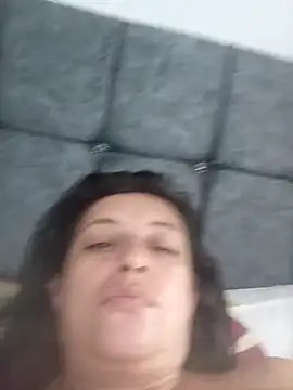 Snapshot of Brenda_London chatting on September 20, 2025, 5:19 am Brenda London online show from September 20, 2025, 5:19 am
