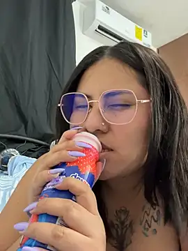 Edalyn29 online show from March 21, 2026, 8:52 am