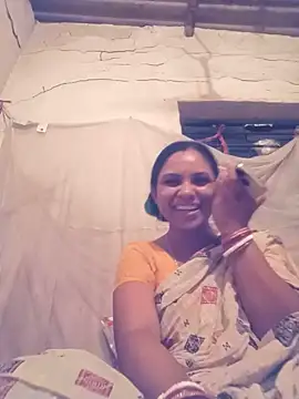 Notyriya7 online show from May 11, 2026, 4:04 pm