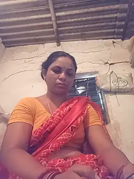Notyriya7 online show from May 19, 2026, 2:29 am