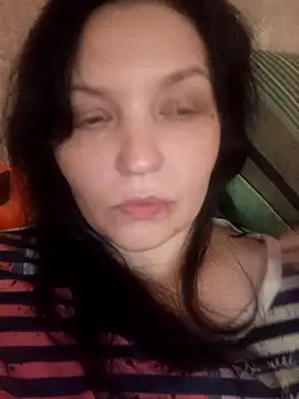 Breezy 88 online show from November 12, 2025, 10:30 pm