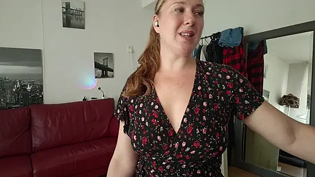 MazySunny online show from July 7, 2026, 7:23 am