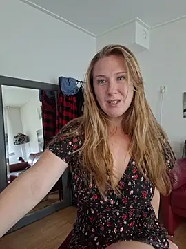MazySunny online show from July 10, 2026, 4:31 pm