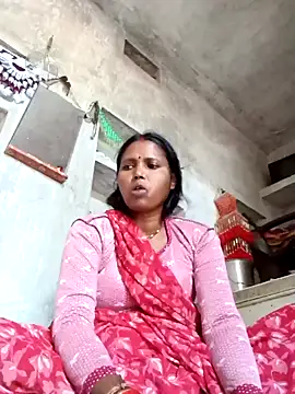 Snapshot of Cm_pooja chatting on October 10, 2025, 4:55 am Cm pooja online show from October 10, 2025, 4:55 am