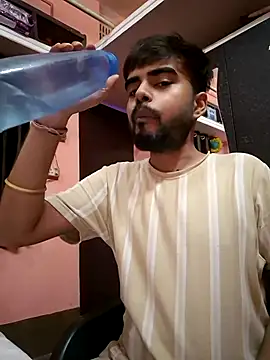 soniriyaa010101 online show from August 5, 2026, 7:38 pm