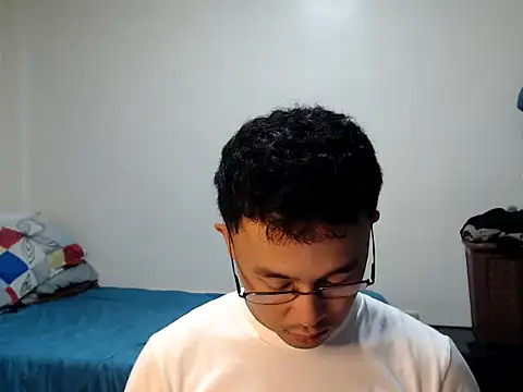 Snapshot of itsyour_Asianboy15 chatting on February 26, 2026, 1:10 pm itsyour Asianboy15 online show from February 26, 2026, 1:10 pm