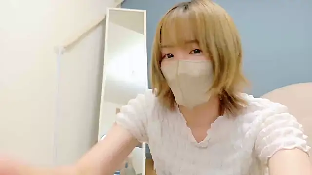 Mayu-xxx online show from September 10, 2025, 10:04 am