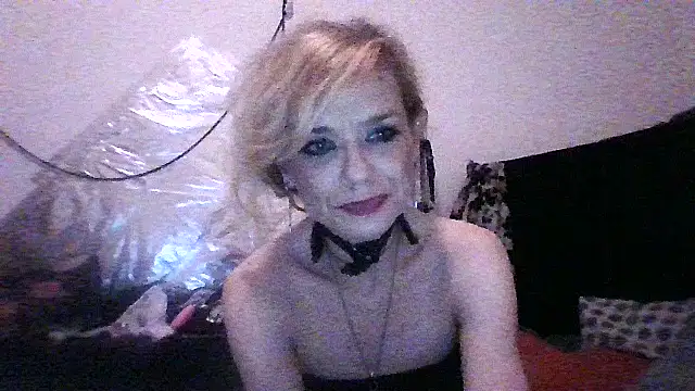 czech slut whore wife online show from October 31, 2025, 10:55 pm