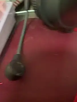 xuanxuanOo online show from November 9, 2025, 12:47 pm