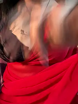 Snapshot of tanvi_001 chatting on October 15, 2025, 6:46 am tanvi 001 online show from October 15, 2025, 6:46 am