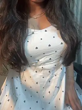 Snapshot of tanvi_001 chatting on October 24, 2025, 6:54 am tanvi 001 online show from October 24, 2025, 6:54 am