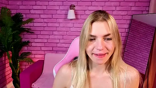 Margo Robbbie online show from October 16, 2025, 1:06 am