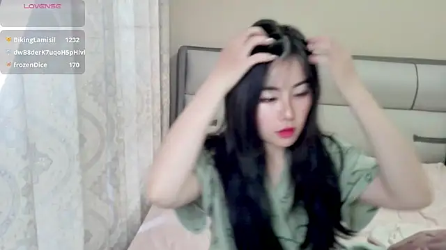 XIAOYU7-2025 online show from October 18, 2025, 8:04 am