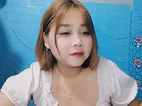 Nhan7868 online show from September 28, 2025, 2:17 am