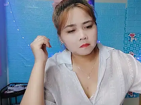 Nhan7868 online show from October 7, 2025, 3:58 am