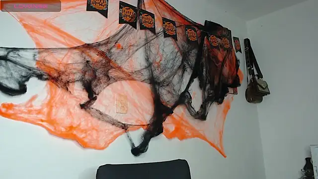 Snapshot of GaiaX_28 chatting on October 8, 2025, 11:57 pm GaiaX 28 online show from October 8, 2025, 11:57 pm