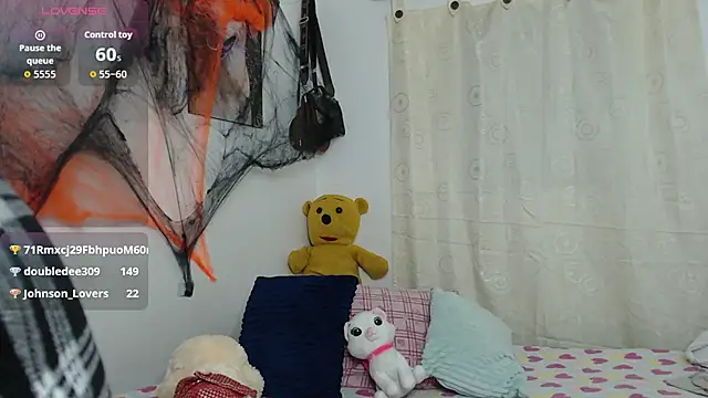 Snapshot of GaiaX_28 chatting on October 24, 2025, 8:05 pm GaiaX 28 online show from October 24, 2025, 8:05 pm