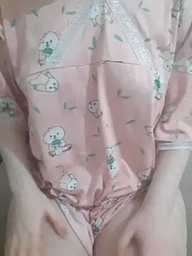 Snapshot of Lamya-dalo3a chatting on September 30, 2025, 1:10 am Lamya-dalo3a online show from September 30, 2025, 1:10 am