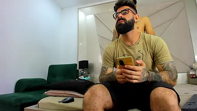 Snapshot of Harald_Smed chatting on September 18, 2025, 1:24 pm Harald Smed online show from September 18, 2025, 1:24 pm