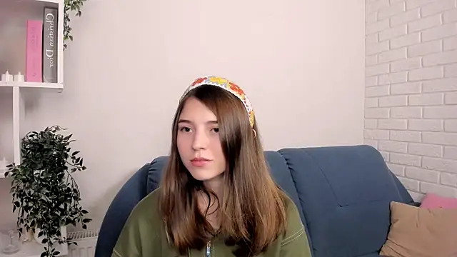 KeikoWideman online show from September 17, 2025, 5:58 pm