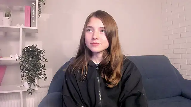 Snapshot of KeikoWideman chatting on September 23, 2025, 6:33 pm KeikoWideman online show from September 23, 2025, 6:33 pm