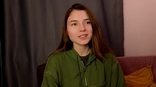 Snapshot of KeikoWideman chatting on October 12, 2025, 8:41 pm KeikoWideman online show from October 12, 2025, 8:41 pm