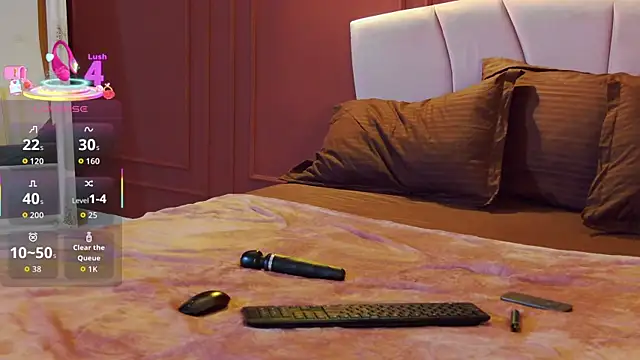 Olivia Haze online show from October 6, 2025, 7:00 pm